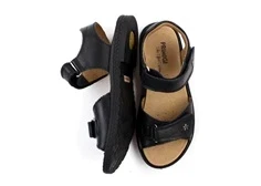 Primigi sandal nero med stjerner